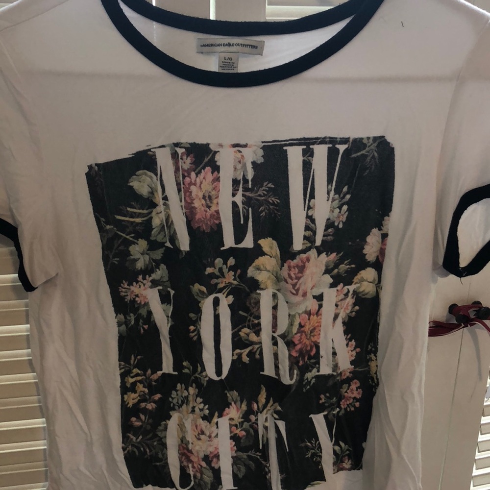 Short sleeve American Eagle t-shirt